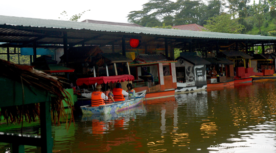 boat Bandung